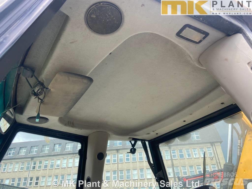 JCB 3 CX Kaivurikuormaajat
