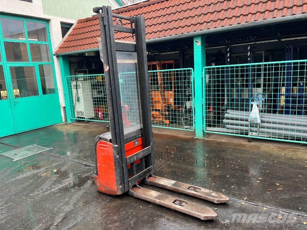 Linde L12 /379/  V-4229 Ajettavat pinoamisvaunut