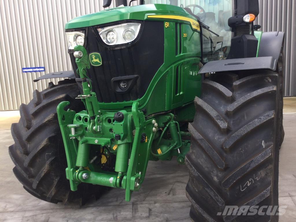 John Deere 6R250 Traktorit