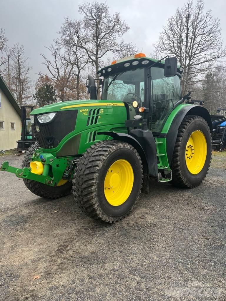 John Deere 6190 R Traktorit