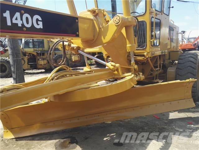 CAT 140 G Tiehöylät
