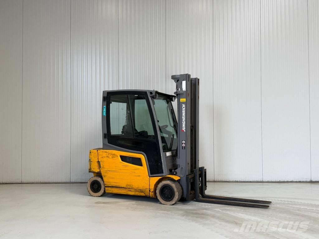 Jungheinrich EFG320 Sähkötrukit