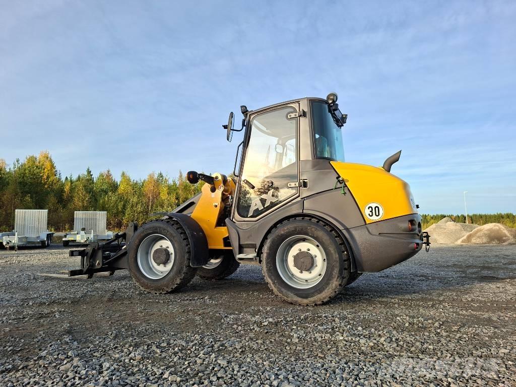 Mecalac AX850-HL Pyöräkuormaajat