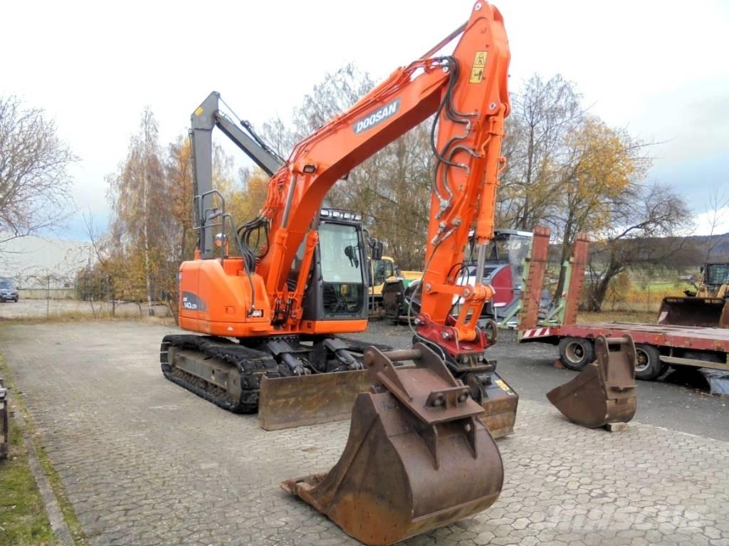 Doosan DX 140 LCR-3 Telakaivukoneet