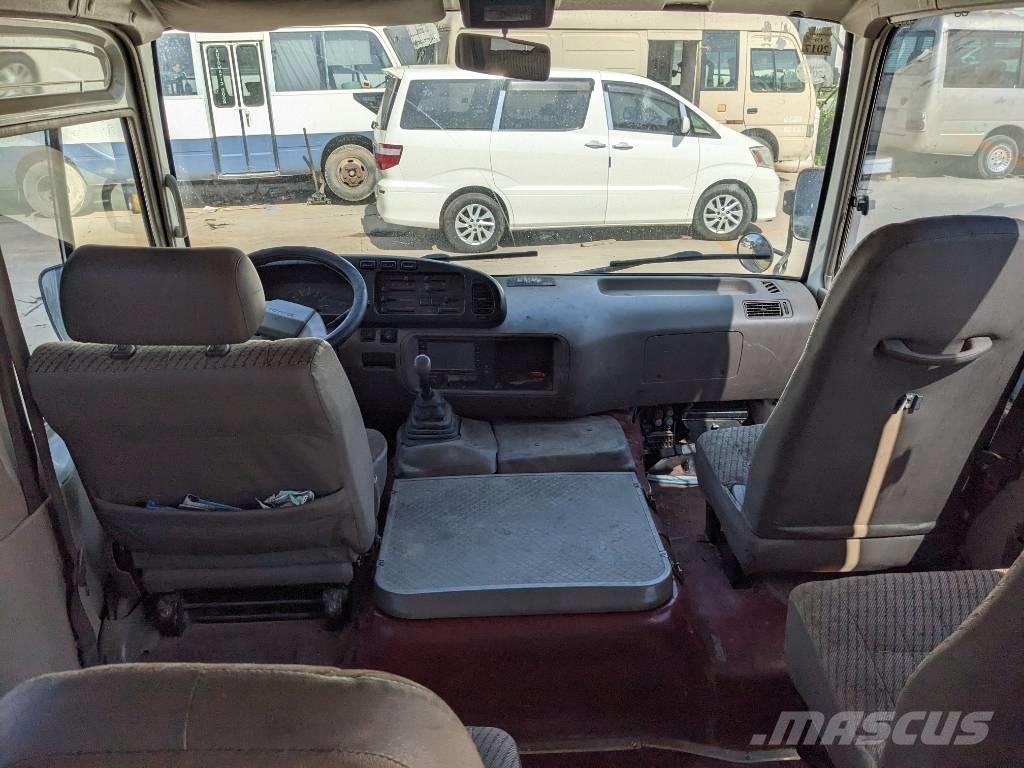 Toyota Coaster Bus Minibussit