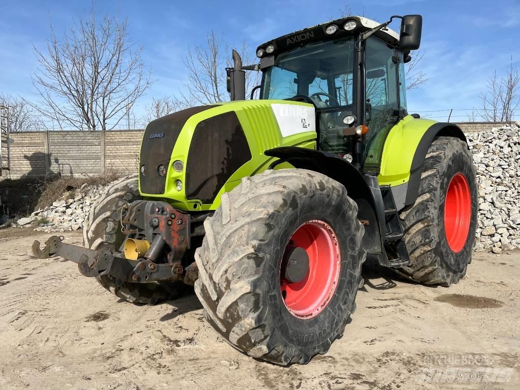 CLAAS Axion 850 Traktorit