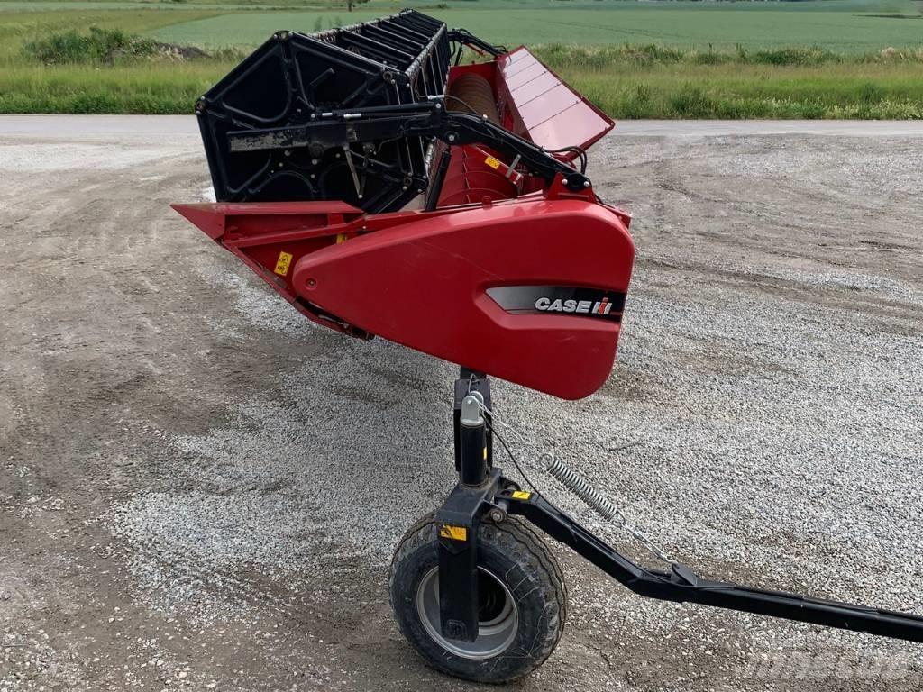Case IH 3050 Leikkuupöydät