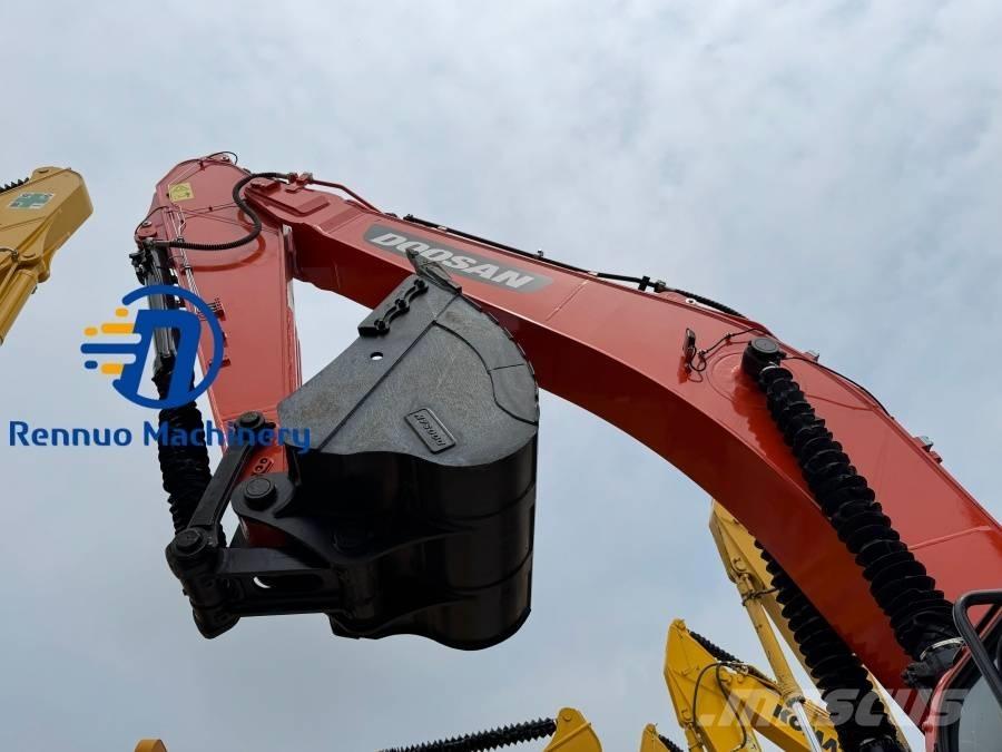 Doosan DX 340 Telakaivukoneet