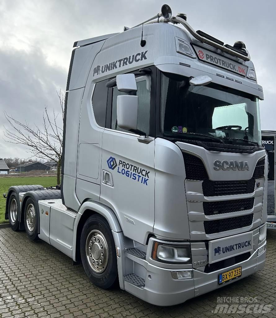 Scania S 650 Vetopöytäautot