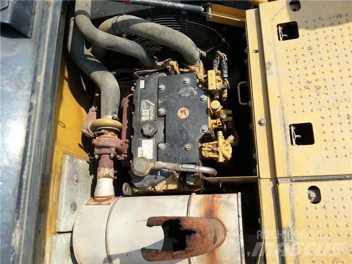 CAT 315 D Telakaivukoneet