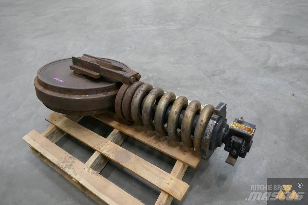CAT 521-3234 Alusta ja jousitus