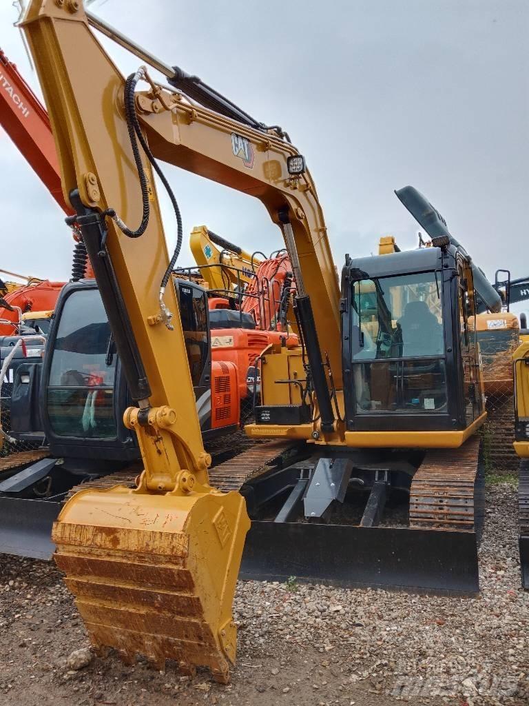 CAT 308E Midikaivukoneet 7t - 12t
