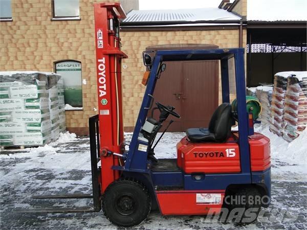 Toyota 5FGL15 Nestekaasutrukit