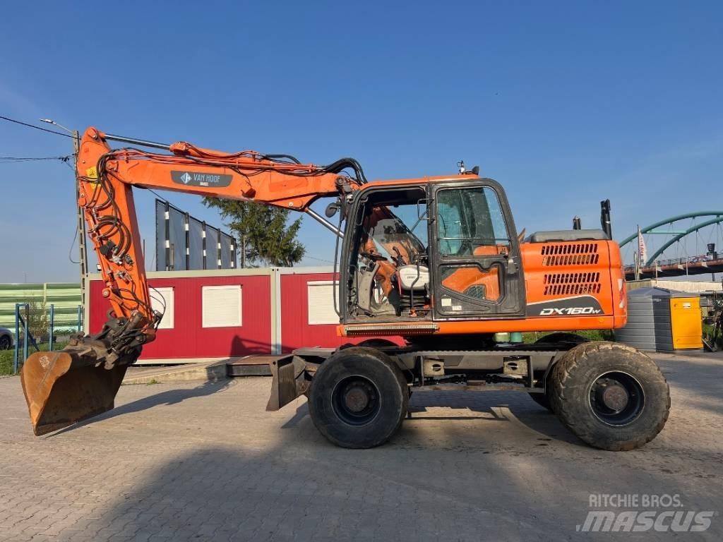 Doosan DX 160 W-3 Pyöräkaivukoneet