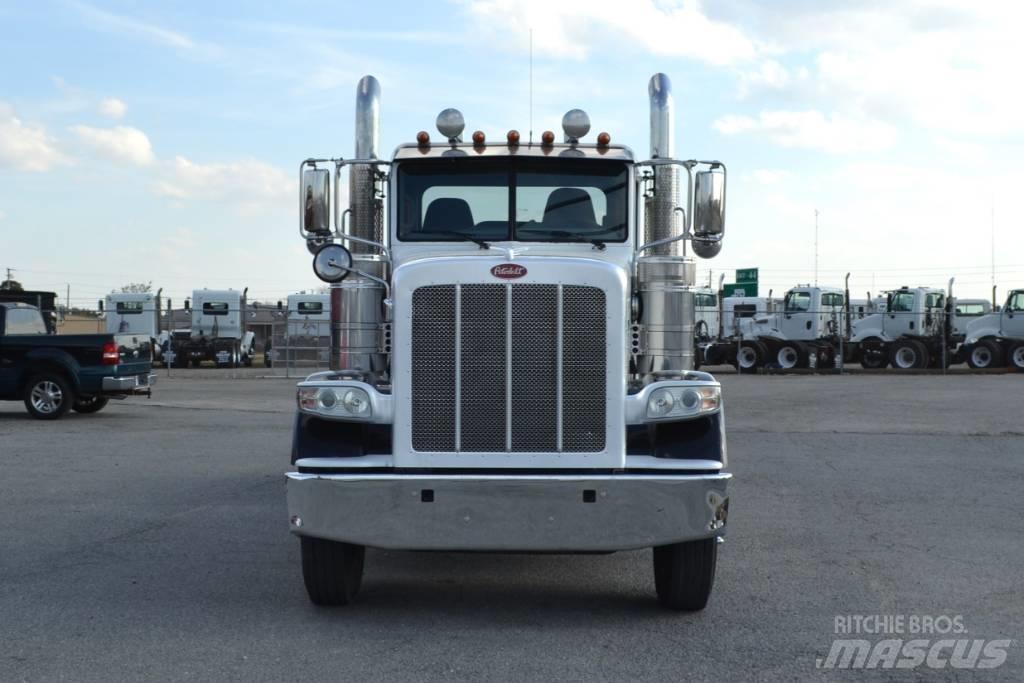 Peterbilt 389 Vetopöytäautot