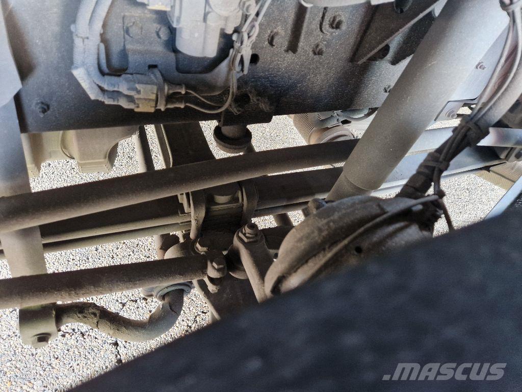 DAF XF 460 FTG Vetopöytäautot