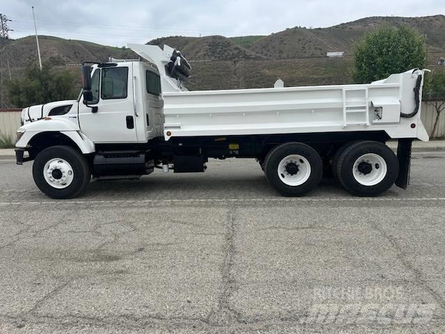 International 7400 Sora- ja kippiautot