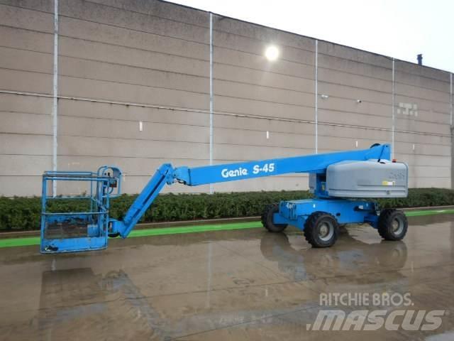 Genie S45 Teleskooppipuominostimet
