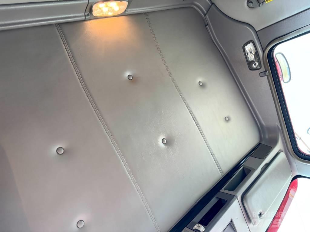 Kenworth T 800 Vetopöytäautot