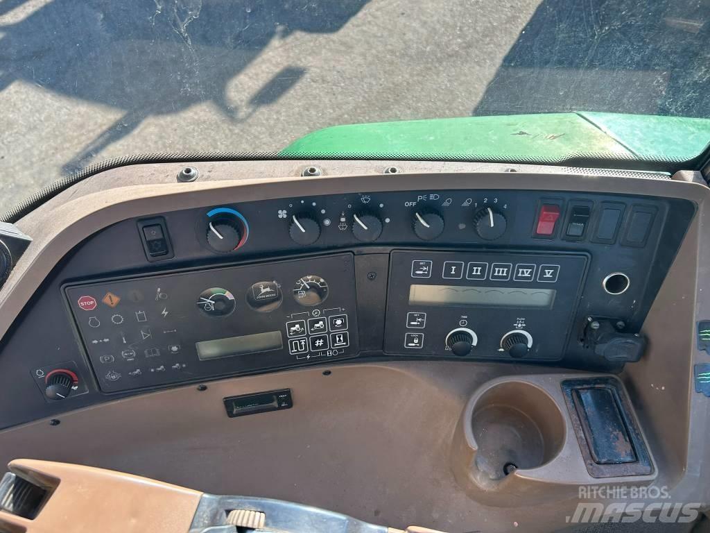 John Deere 8200 Traktorit
