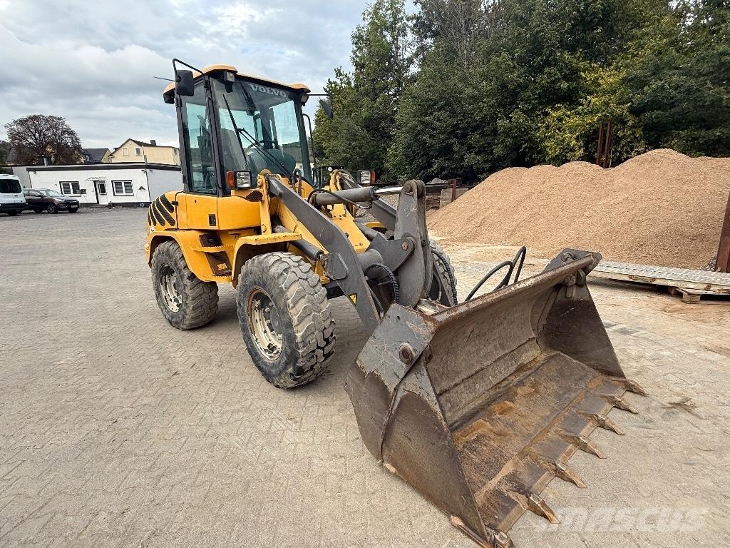 Volvo L 30 B Pro Pyöräkuormaajat