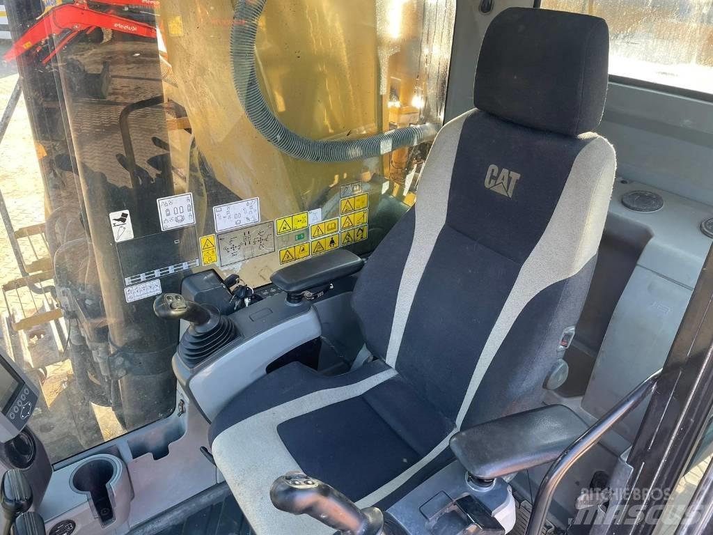 CAT 352 F Telakaivukoneet