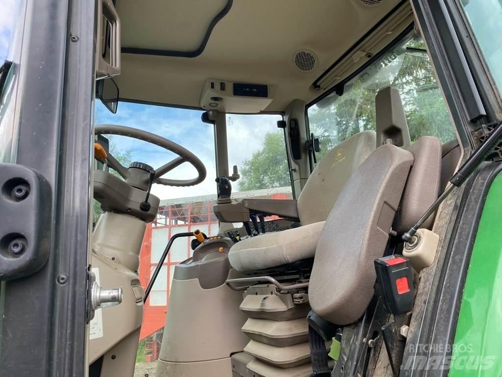 John Deere 6110M Traktorit