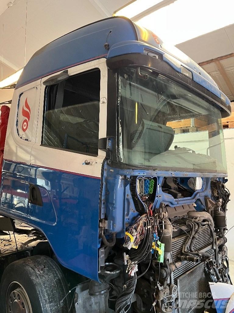 Scania CG19H Ohjaamot ja sisustat