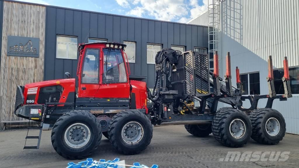 Komatsu 895 Kuormatraktorit