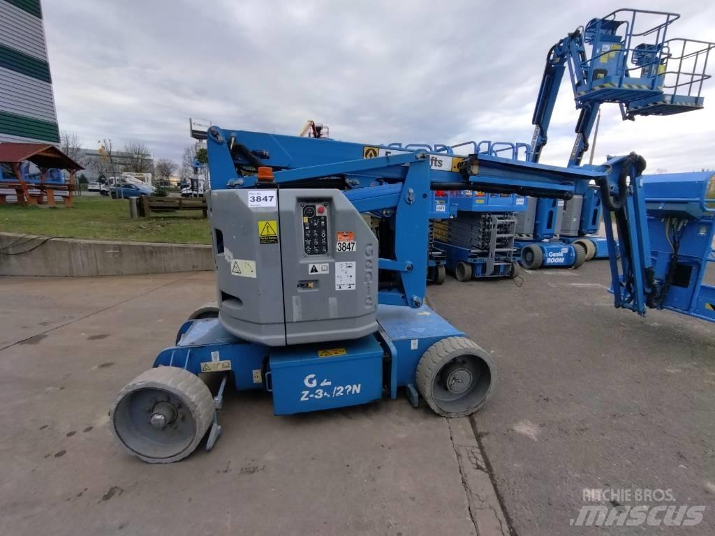 Genie Z34/22N Kuukulkijat