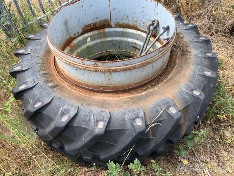 Pirelli 540/65R34 Muut maatalouskoneet