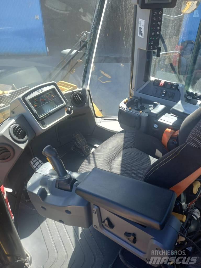 CAT 966 M Pyöräkuormaajat