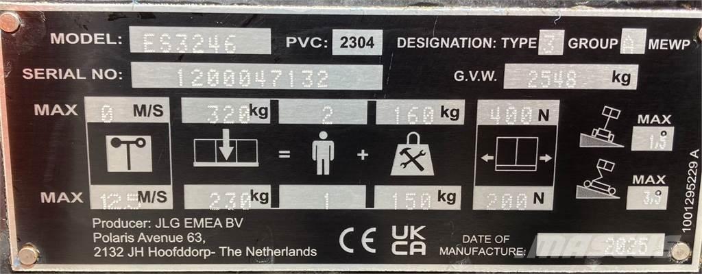 JLG ES3246 Saksilavat