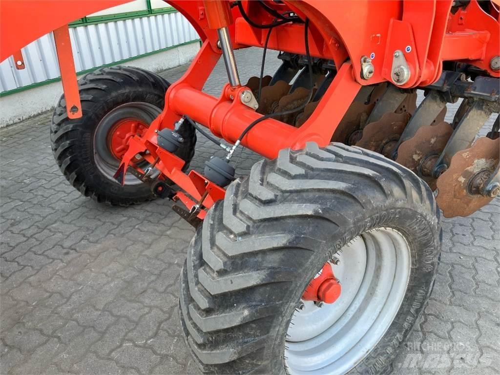 Kuhn Optimer 5003+ Kiekkomultaimet ja lautasäkeet
