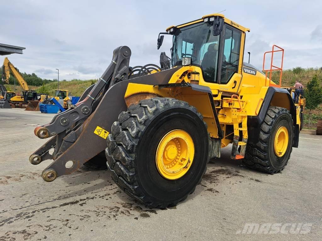Volvo L220H Pyöräkuormaajat