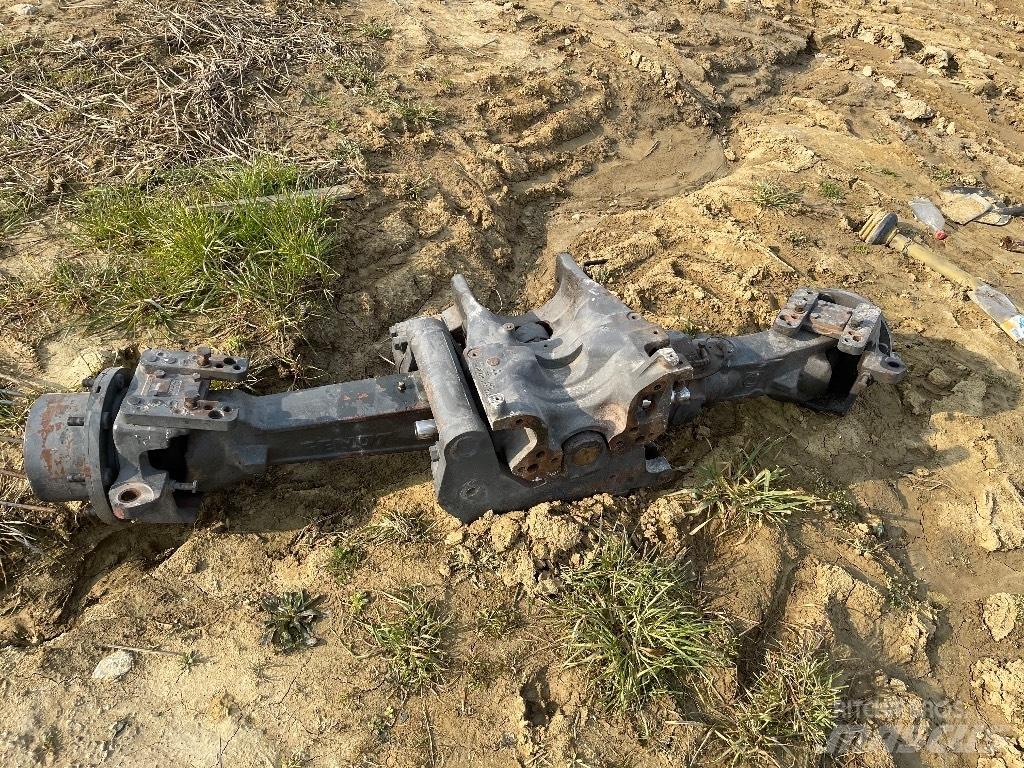 Fendt 515 Renkaat ja vanteet