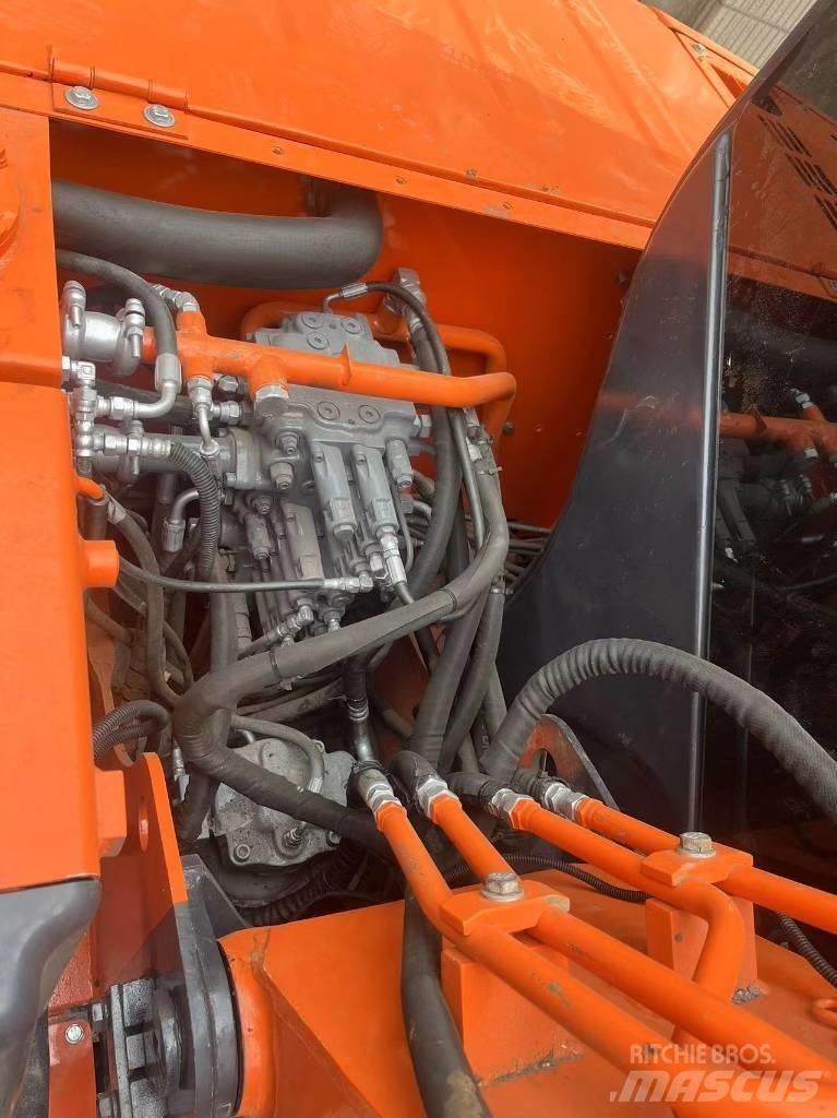 Hitachi ZX70 Telakaivukoneet