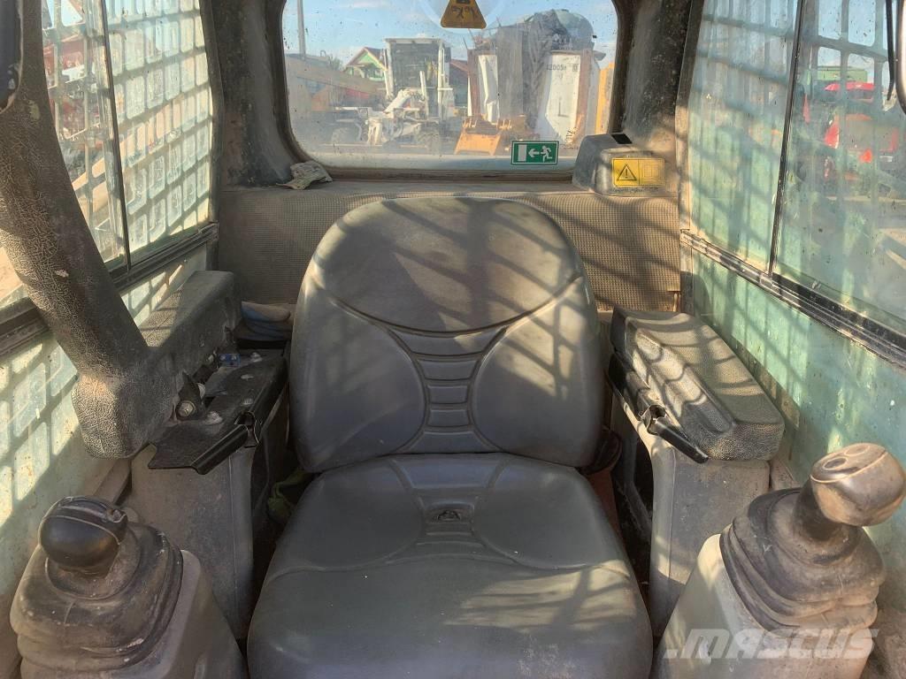 Gehl R 220 Liukuohjatut kuormaajat