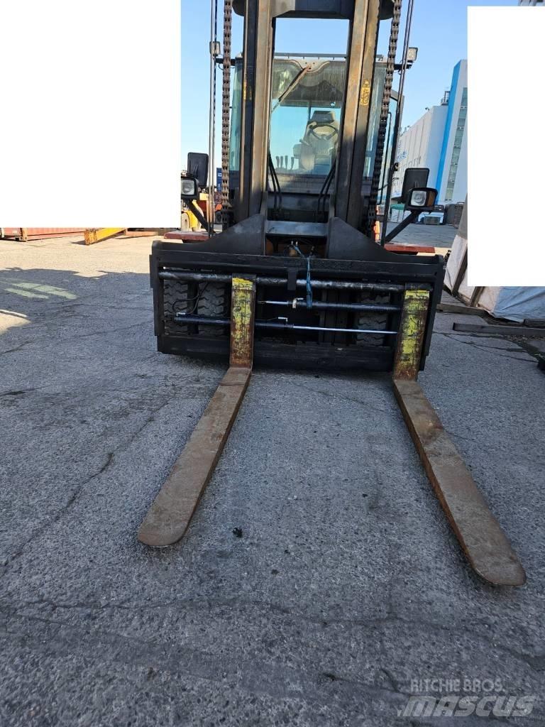 Doosan D 160 S-5 Dieseltrukit