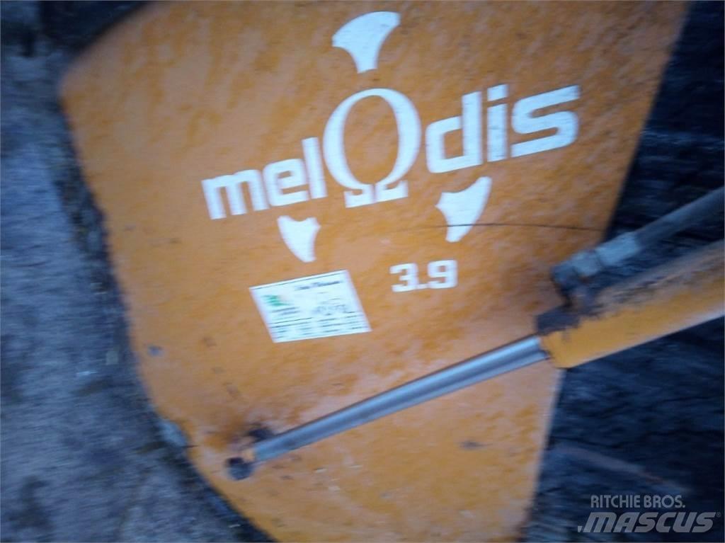 Emily Mélodie 3.9 Syöttölaitteet