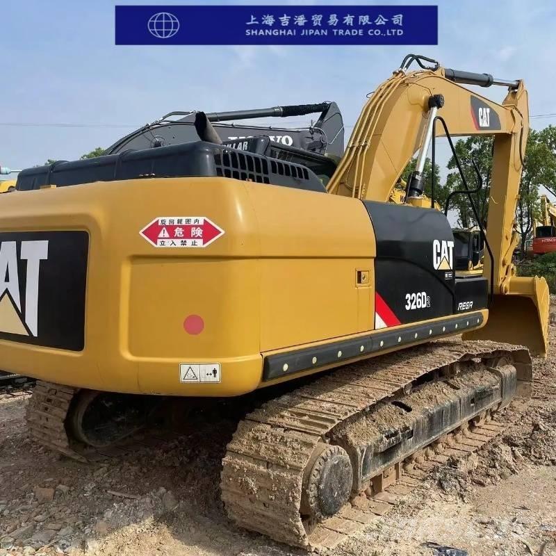 CAT 326 D Telakaivukoneet