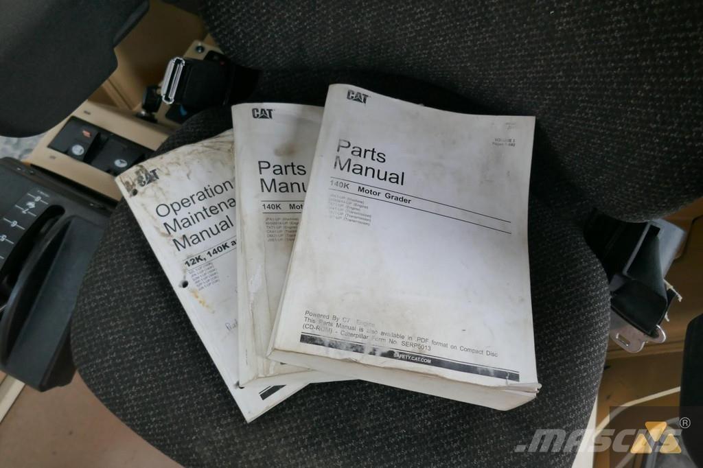 CAT 140K Tiehöylät