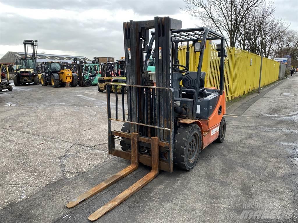 Doosan D25S-5 Dieseltrukit