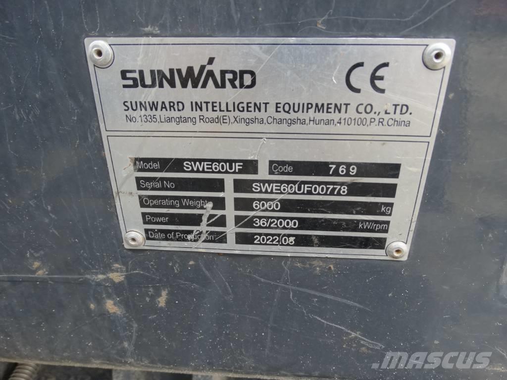 Sunward SWE 60 UF Midikaivukoneet 7t - 12t
