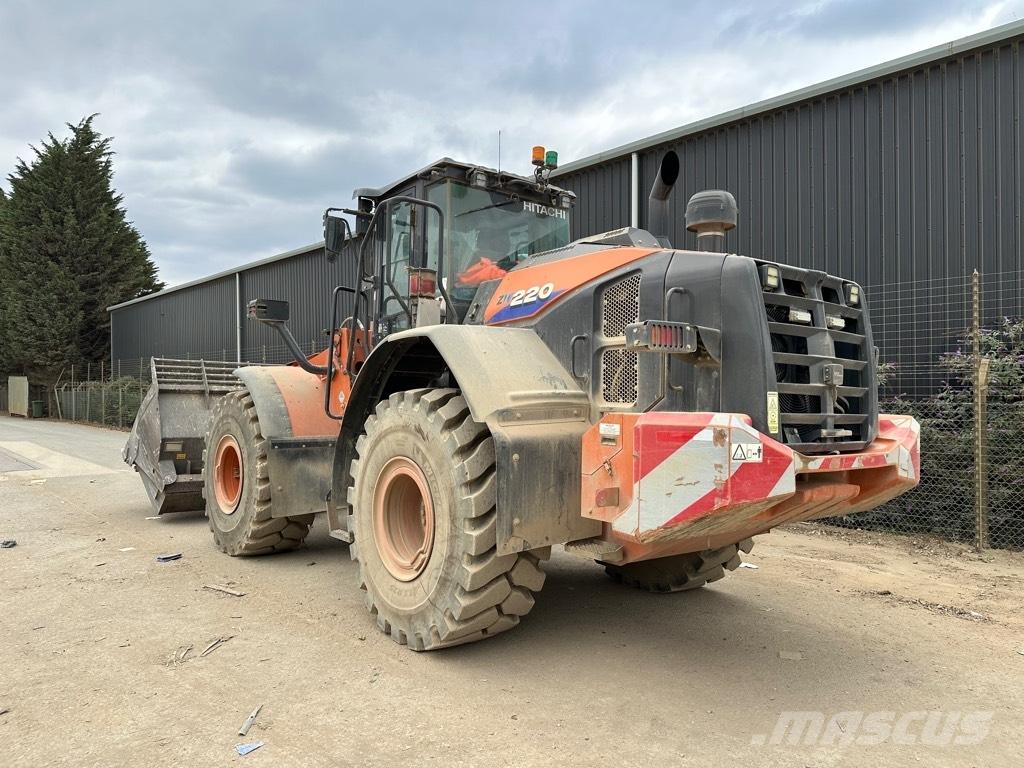 Hitachi ZW 220-6 Pyöräkuormaajat