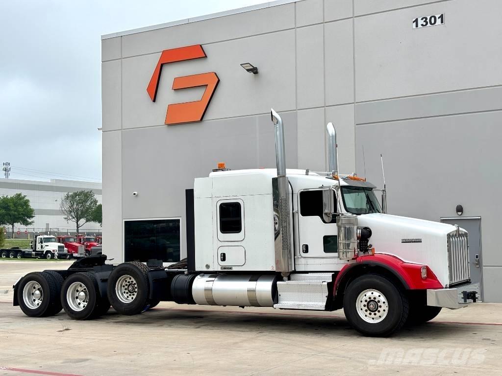 Kenworth T 800 Vetopöytäautot