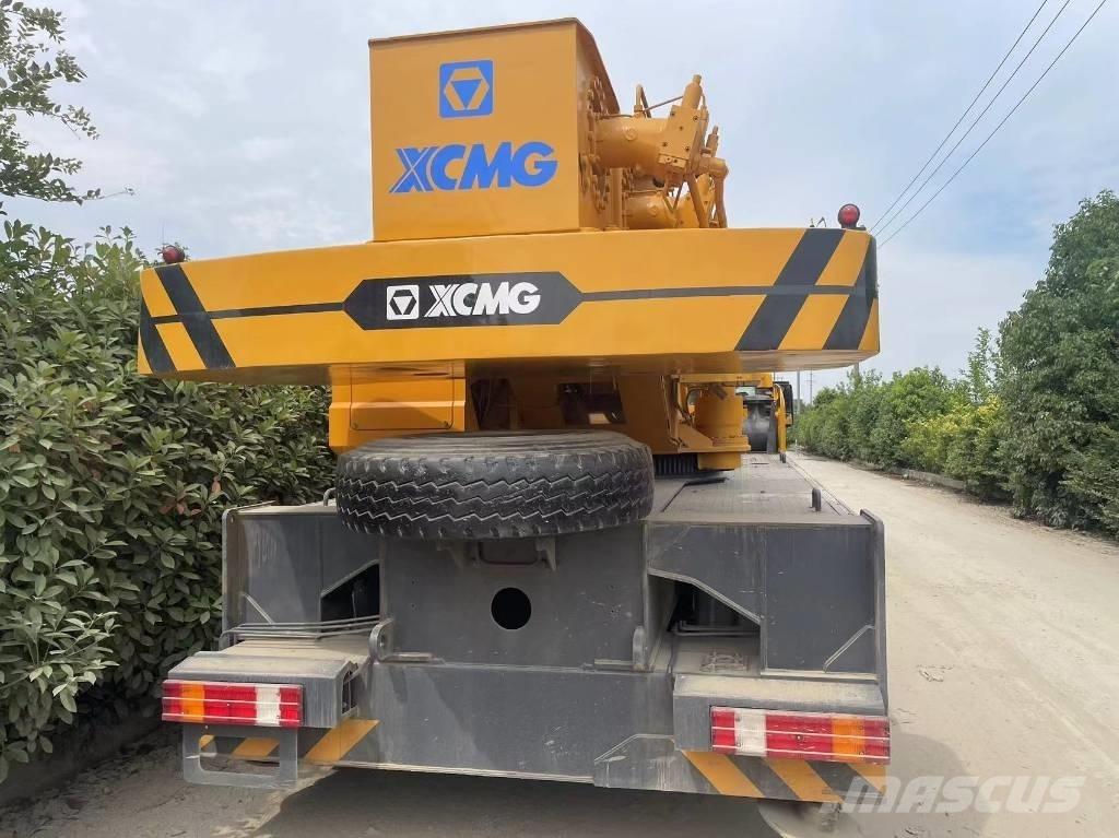XCMG QY25 Mobiilinosturit