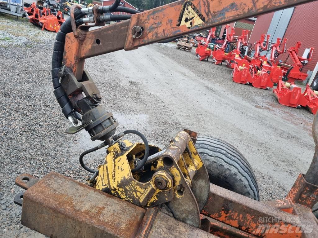 Moheda FMW2000 Metsäperävaunut