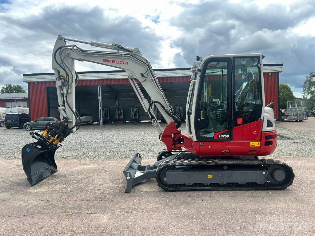 Takeuchi TB260 Minikaivukoneet < 7t