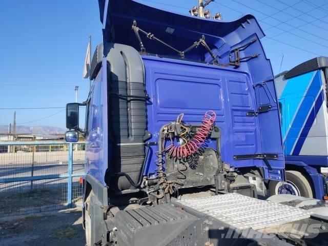 Volvo FM 9 340 Vetopöytäautot
